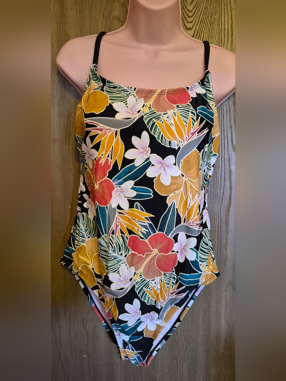 New  One Piece Bathing Suit UPF 50+  Floral Tropical Swim Suit  Hurley